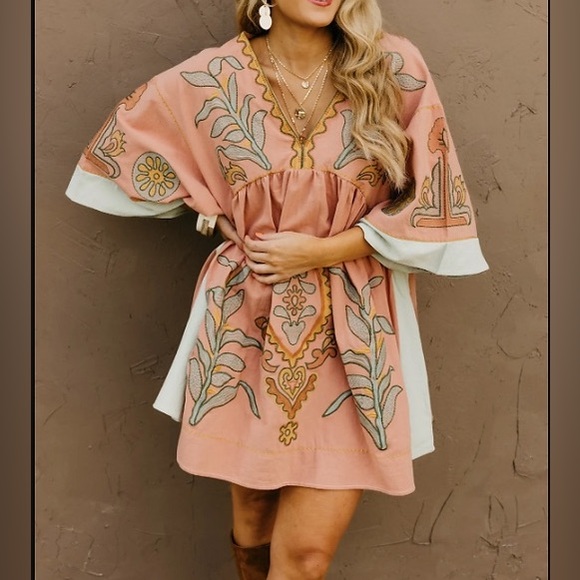 Pink Long Sleeve V Neck Floral boho bohemian Embroidered Dress - Picture 4 of 8